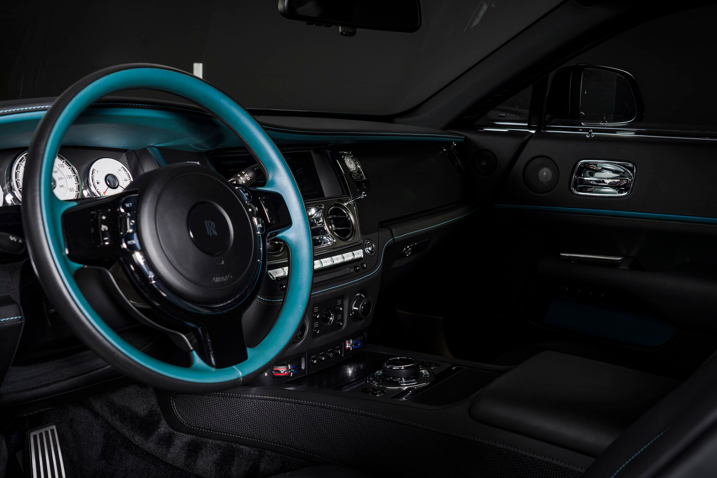 Used 2019 Rolls-Royce Wraith RWD image 14