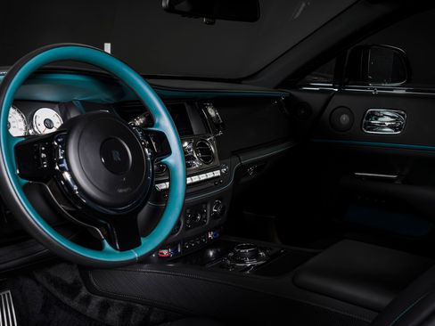 Used 2019 Rolls-Royce Wraith RWD image 14