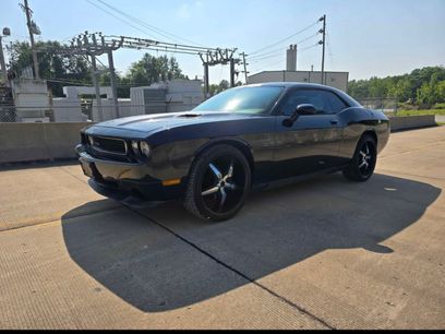 Used 2010 Dodge Challenger SE