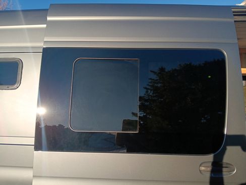 Used 2019 Mercedes-Benz Sprinter 170 image 11