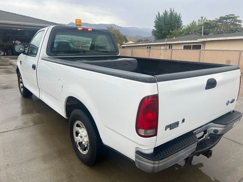 Used 2004 Ford F150 XL RWD image 5