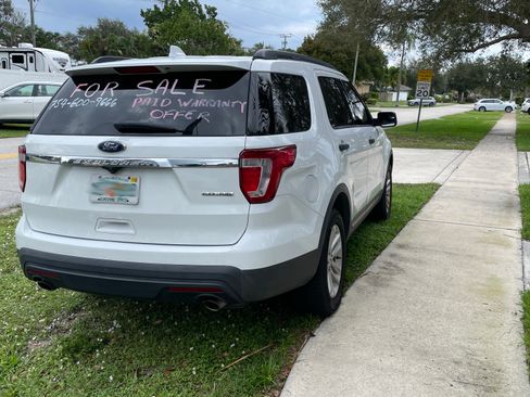 Used 2016 Ford Explorer FWD image 5