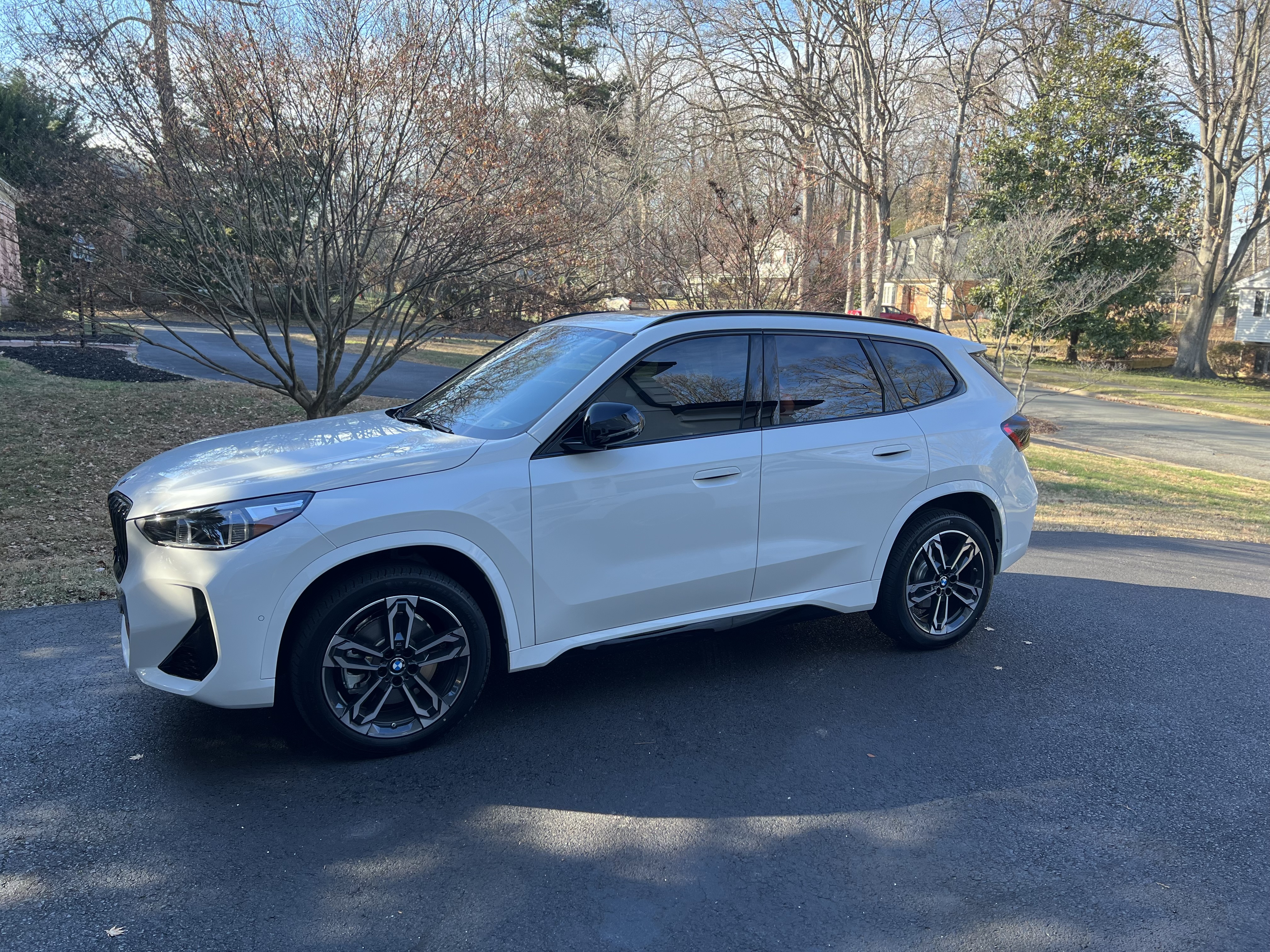 Used 2023 BMW X1 xDrive28i w/ Premium Package AWD/4WD image 6