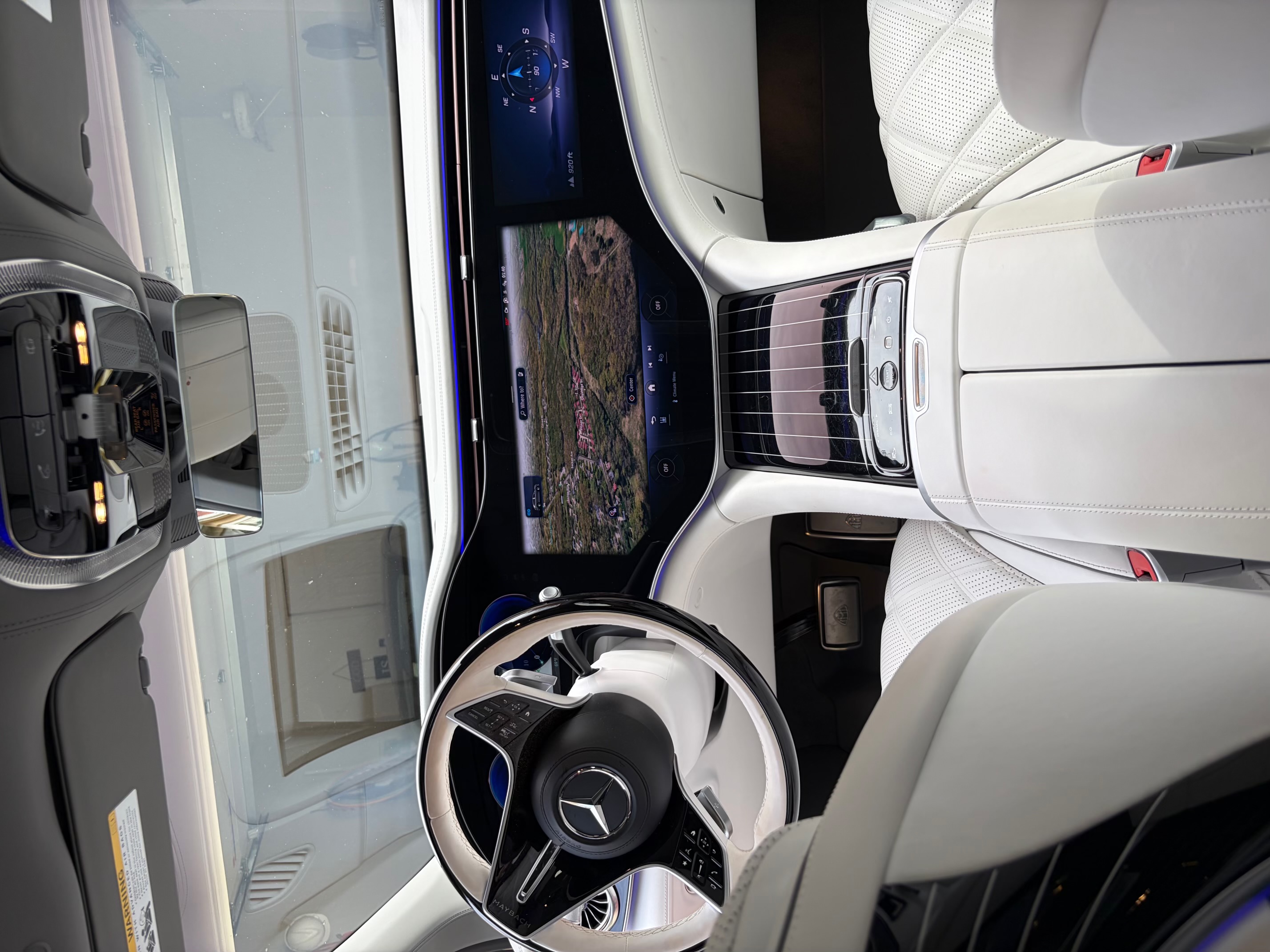 Used 2024 Mercedes-Benz Maybach EQS 680 4MATIC image 9