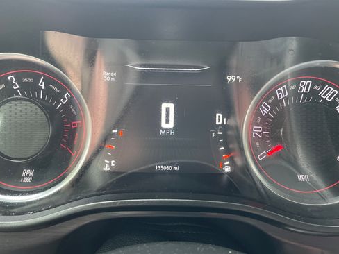 Used 2017 Dodge Challenger R/T RWD image 15