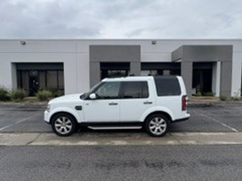 Used 2015 Land Rover LR4 HSE AWD/4WD image 5