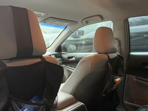 Used 2012 Toyota Camry LE FWD image 11