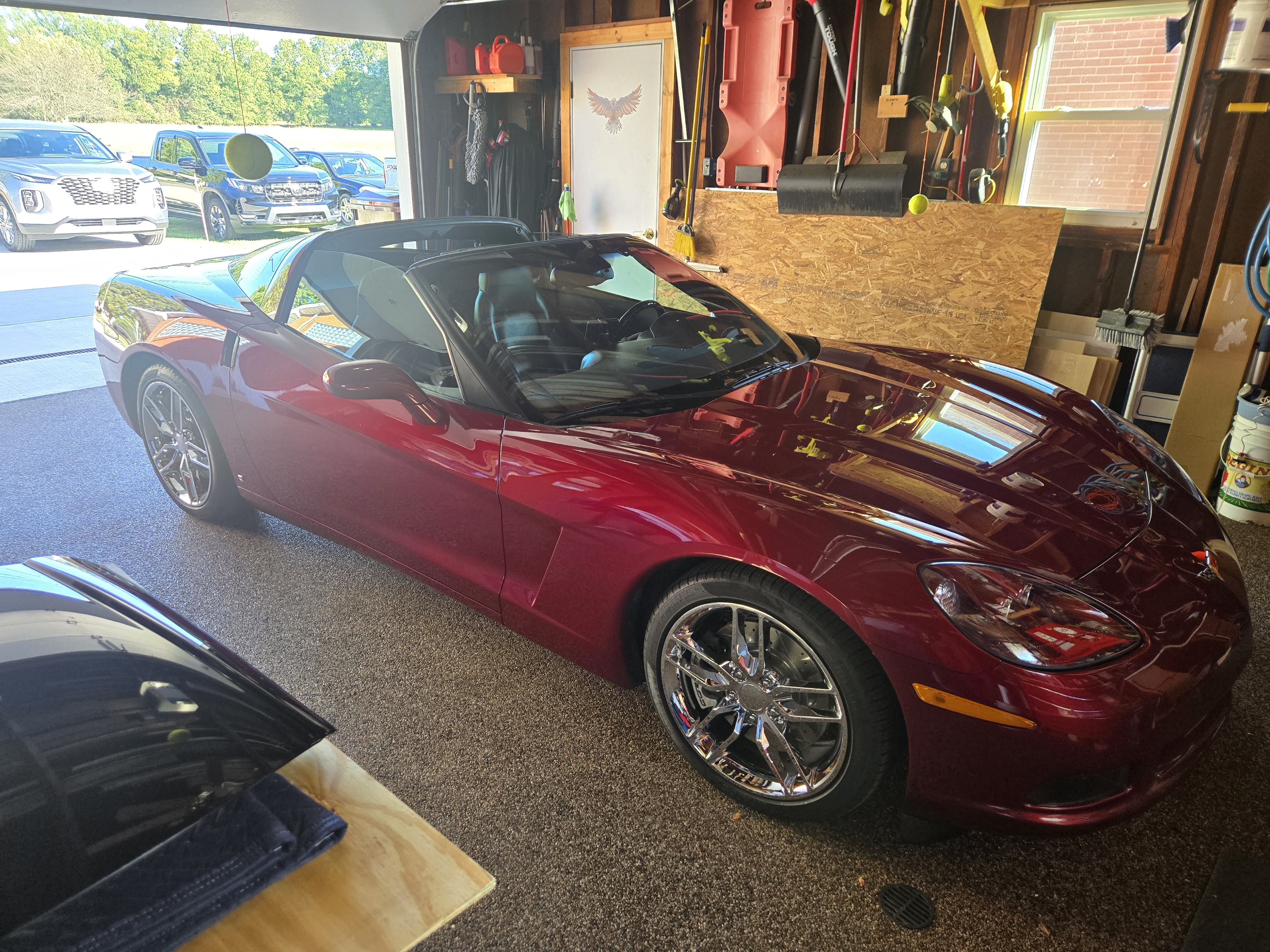 Used 2007 Chevrolet Corvette Coupe w/ Preferred Equipment Group RWD image 8
