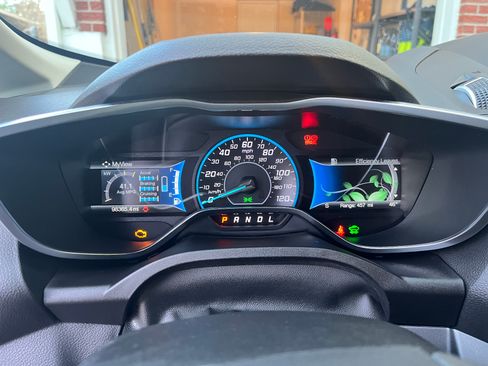 Used 2017 Ford C-MAX Energi SE w/ Equipment Group 401A image 9