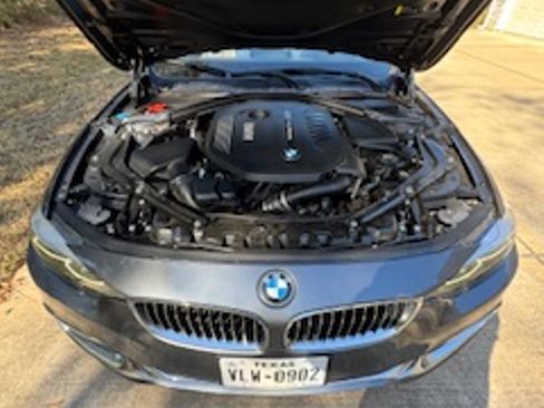 Used 2018 BMW 440i Convertible image 9