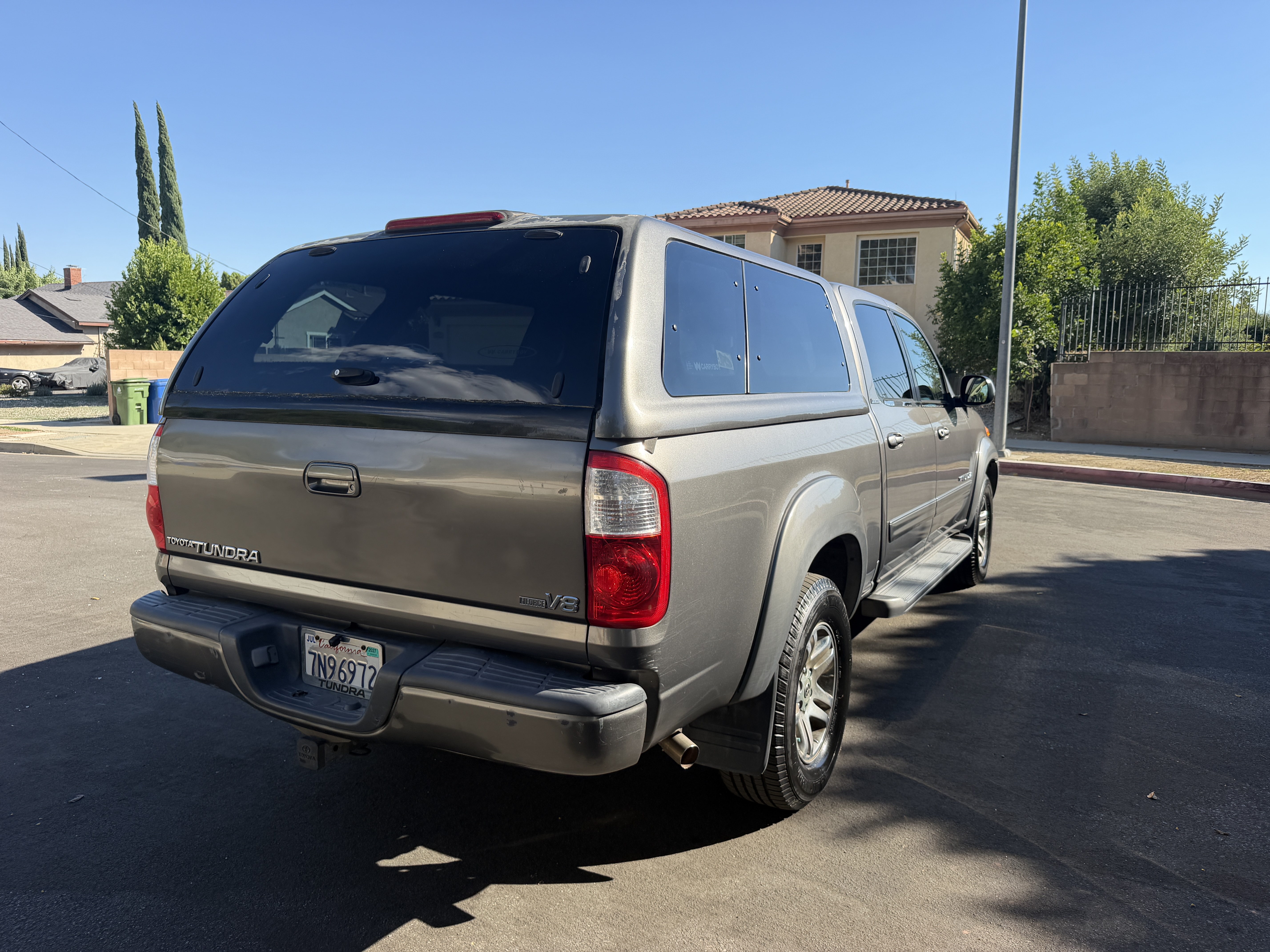 Used 2004 Toyota Tundra Limited w/ Towing Pkg RWD image 8