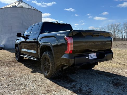 Used 2025 Toyota Tundra Limited image 6