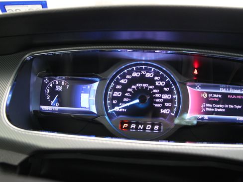 Used 2015 Ford Taurus SHO w/ Equipment Group 401A image 9