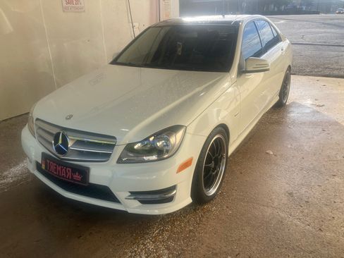 Used 2012 Mercedes-Benz C 250 Sedan image 8