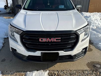 Used 2024 GMC Terrain SLT w/ Tech Package