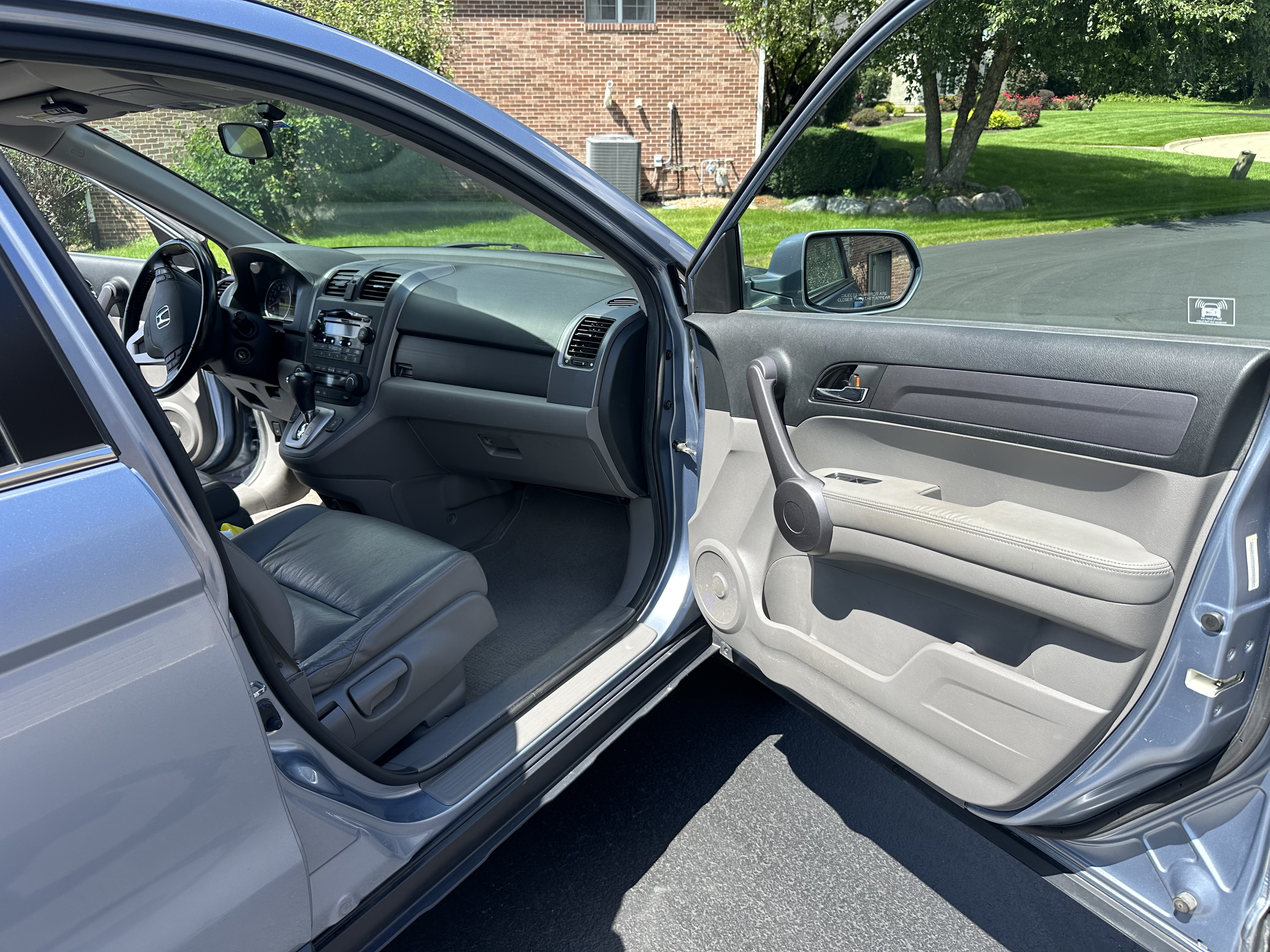 Used 2009 Honda CR-V EX-L image 9