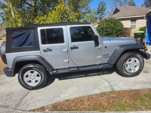 Used 2017 Jeep Wrangler Unlimited Sport w/ Quick Order Package 24S image 5