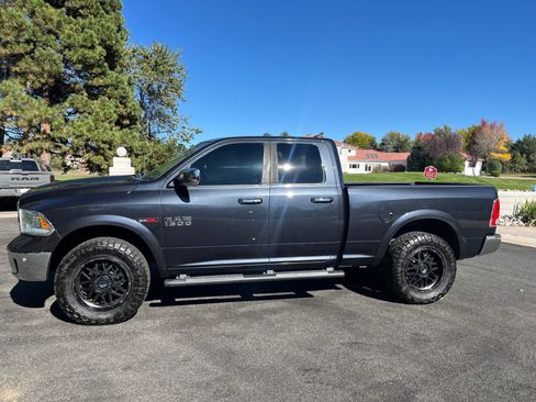 Used 2015 RAM 1500 Laramie w/ Convenience Group image 4