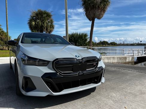 Used 2024 BMW i5 M60 w/ Executive Package AWD/4WD image 23