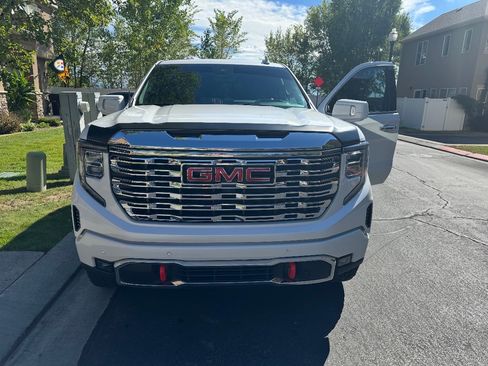 Used 2022 GMC Sierra 1500 Denali w/ Denali Reserve Package AWD/4WD image 2