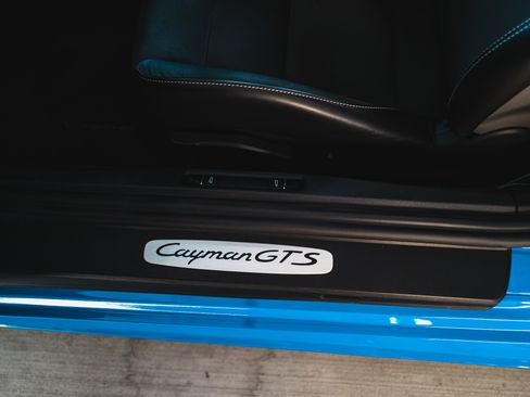 Used 2022 Porsche 718 Cayman GTS image 19