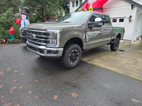 Used 2026 Ford F350 King Ranch w/ Tremor Off-Road Package image 2