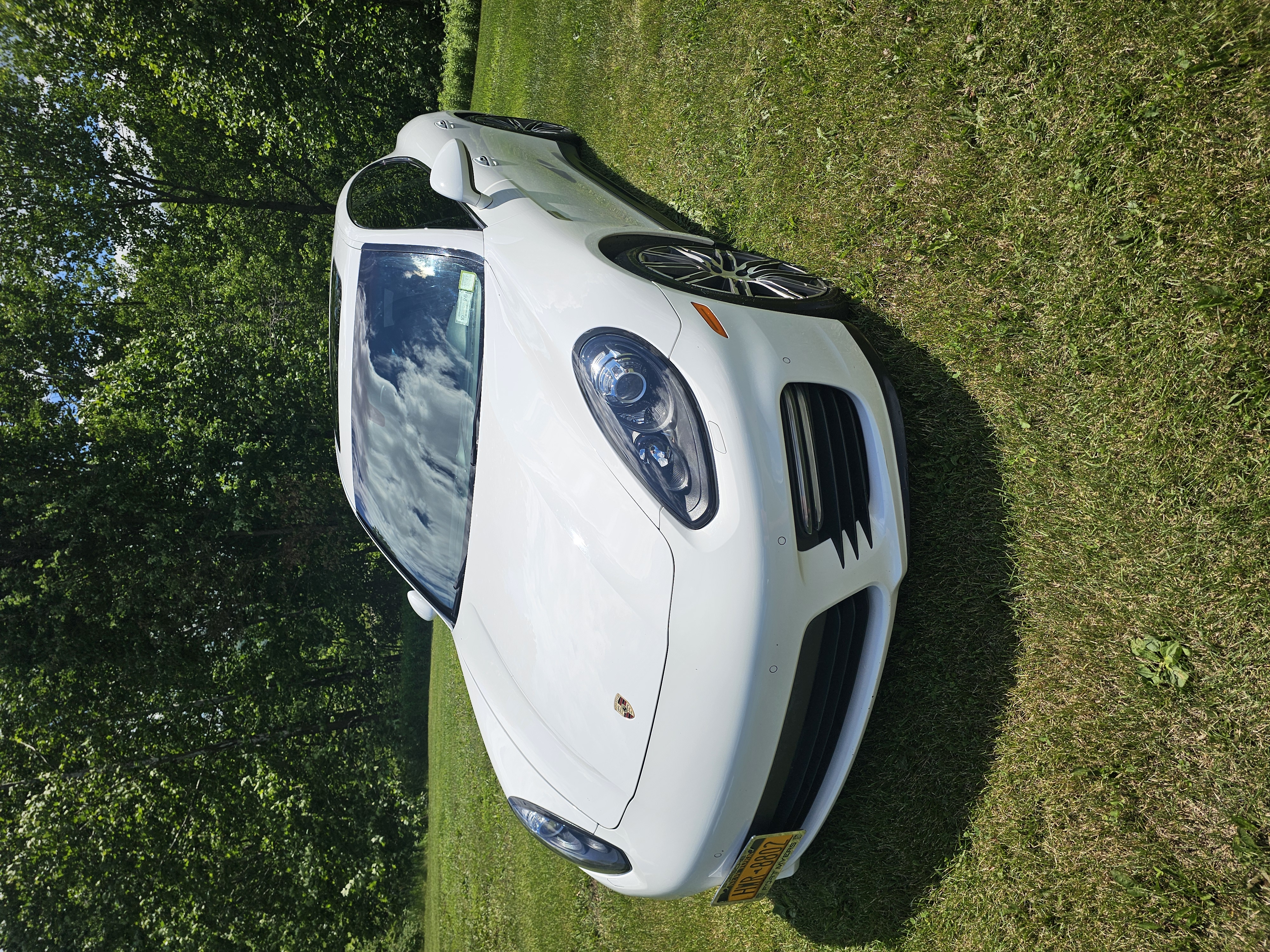 Used 2015 Porsche Panamera GTS AWD/4WD image 1