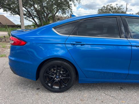 Used 2020 Ford Fusion SE w/ Equipment Group 151A image 11