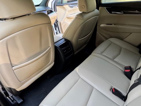 Used 2017 Cadillac XT5 Sport Utility 4D w/ LPO, Wheel Lock Package image 18