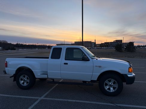 Used 2004 Ford Ranger 4x4 SuperCab image 4