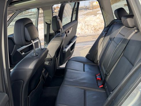 Used 2015 Mercedes-Benz GLK 350 4MATIC image 23