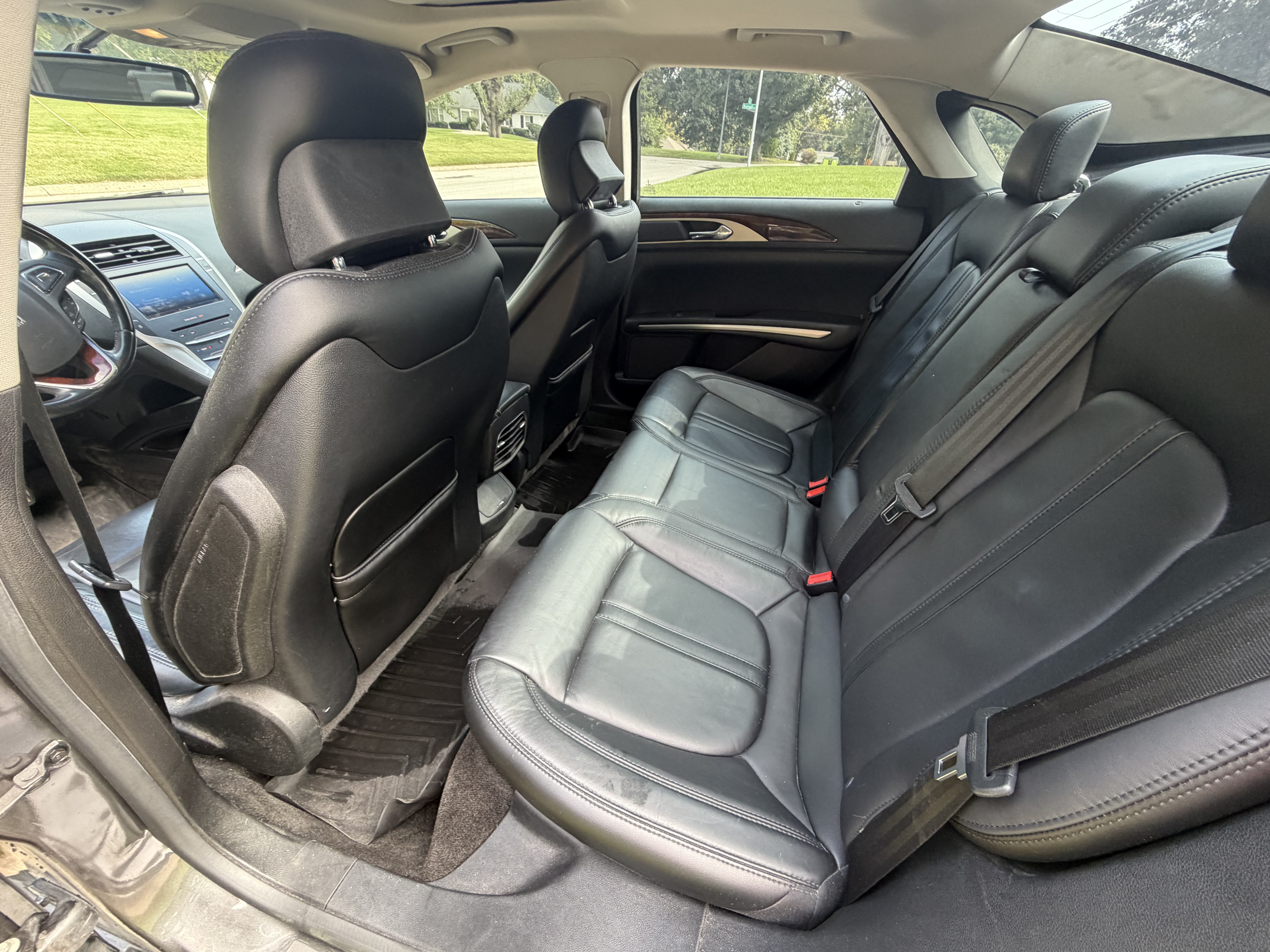 Used 2015 Lincoln MKZ AWD w/ Equipment Group 101A Select image 9