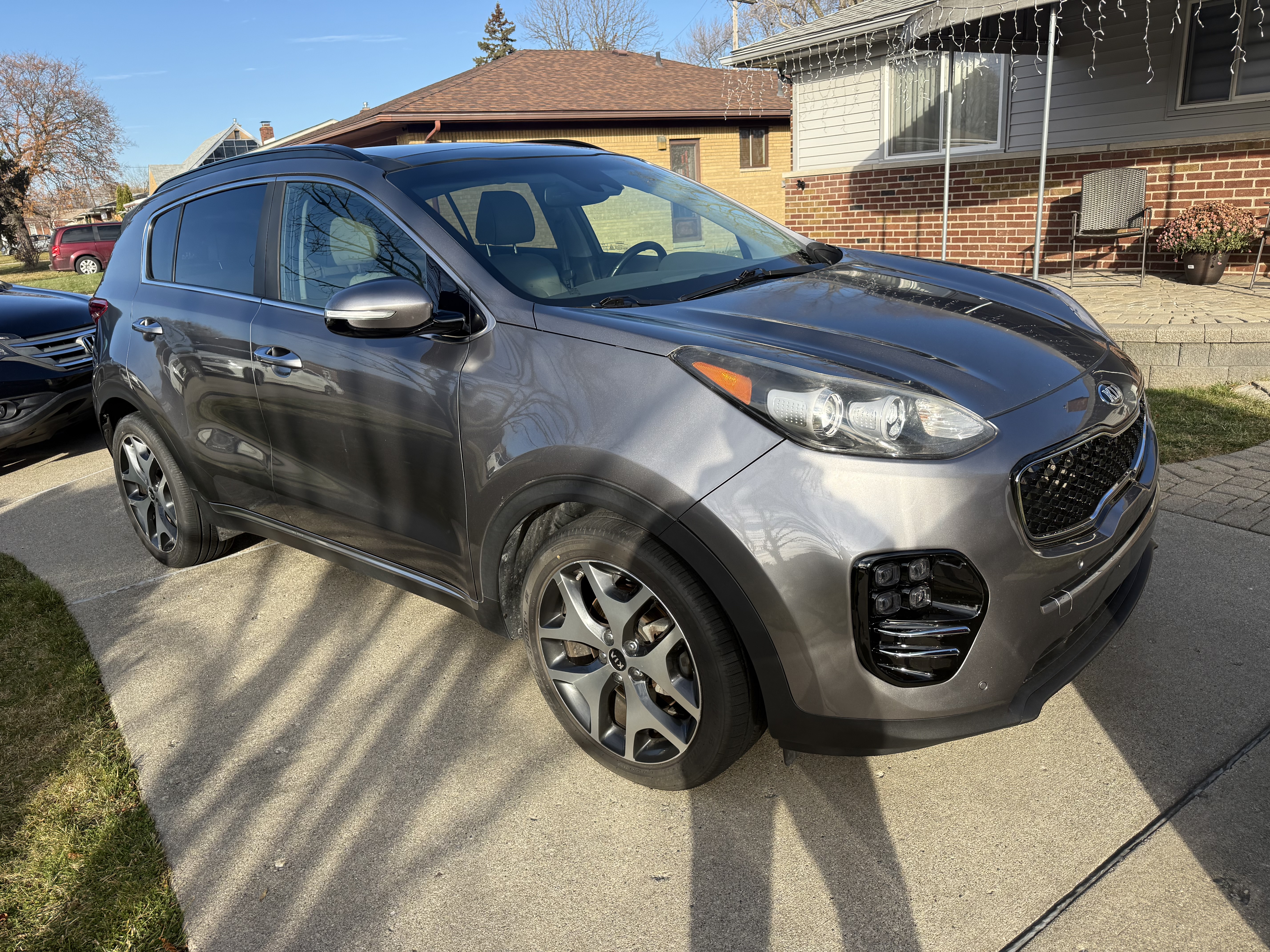 Used 2018 Kia Sportage SX FWD image 2