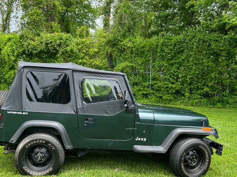 Used 1994 Jeep Wrangler Sport S image 4