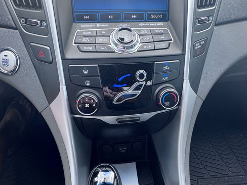 Used 2013 Hyundai Sonata SE w/ Navigation & Sunroof Pkg image 13