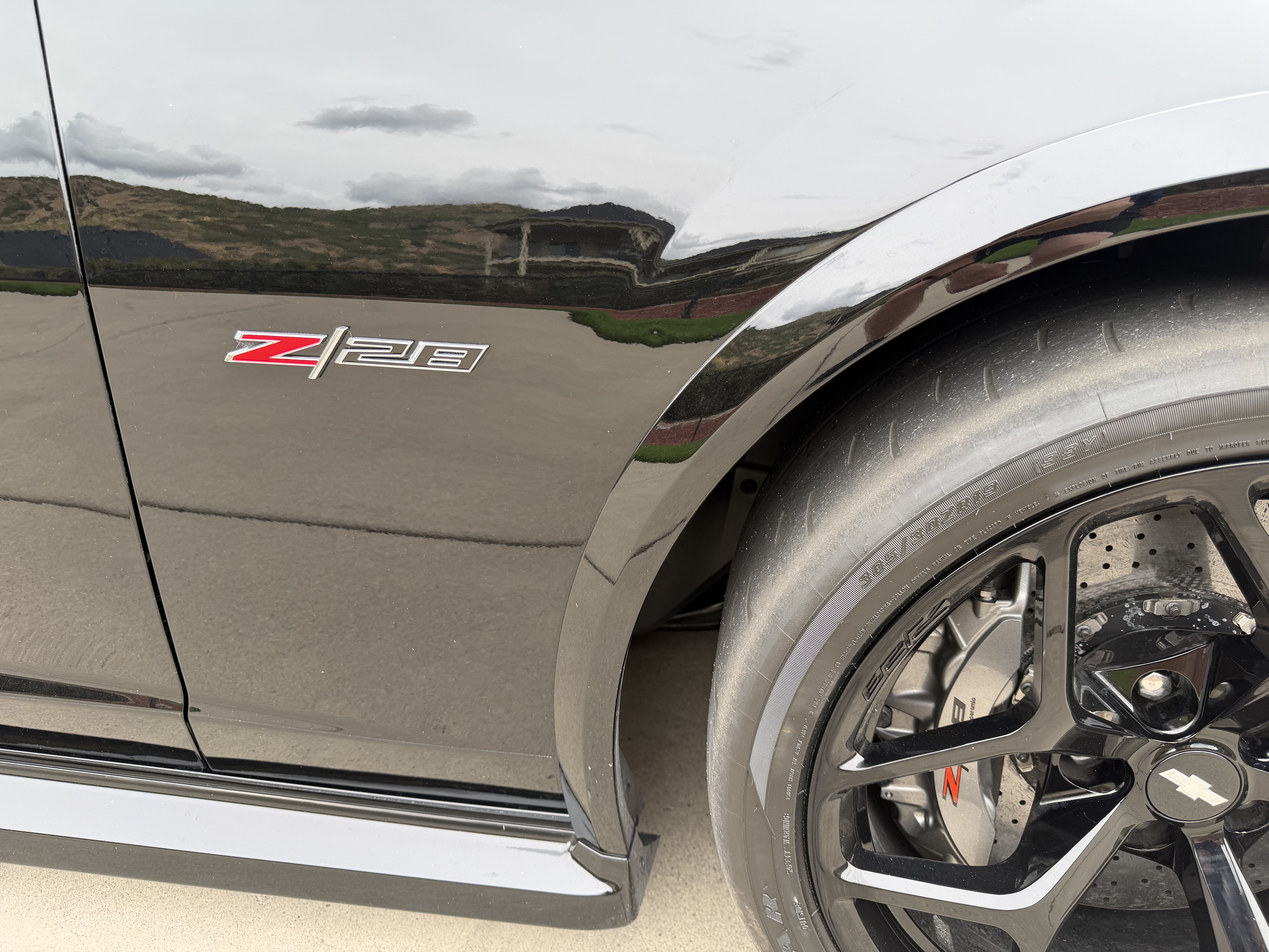 Used 2014 Chevrolet Camaro Z/28 RWD image 9