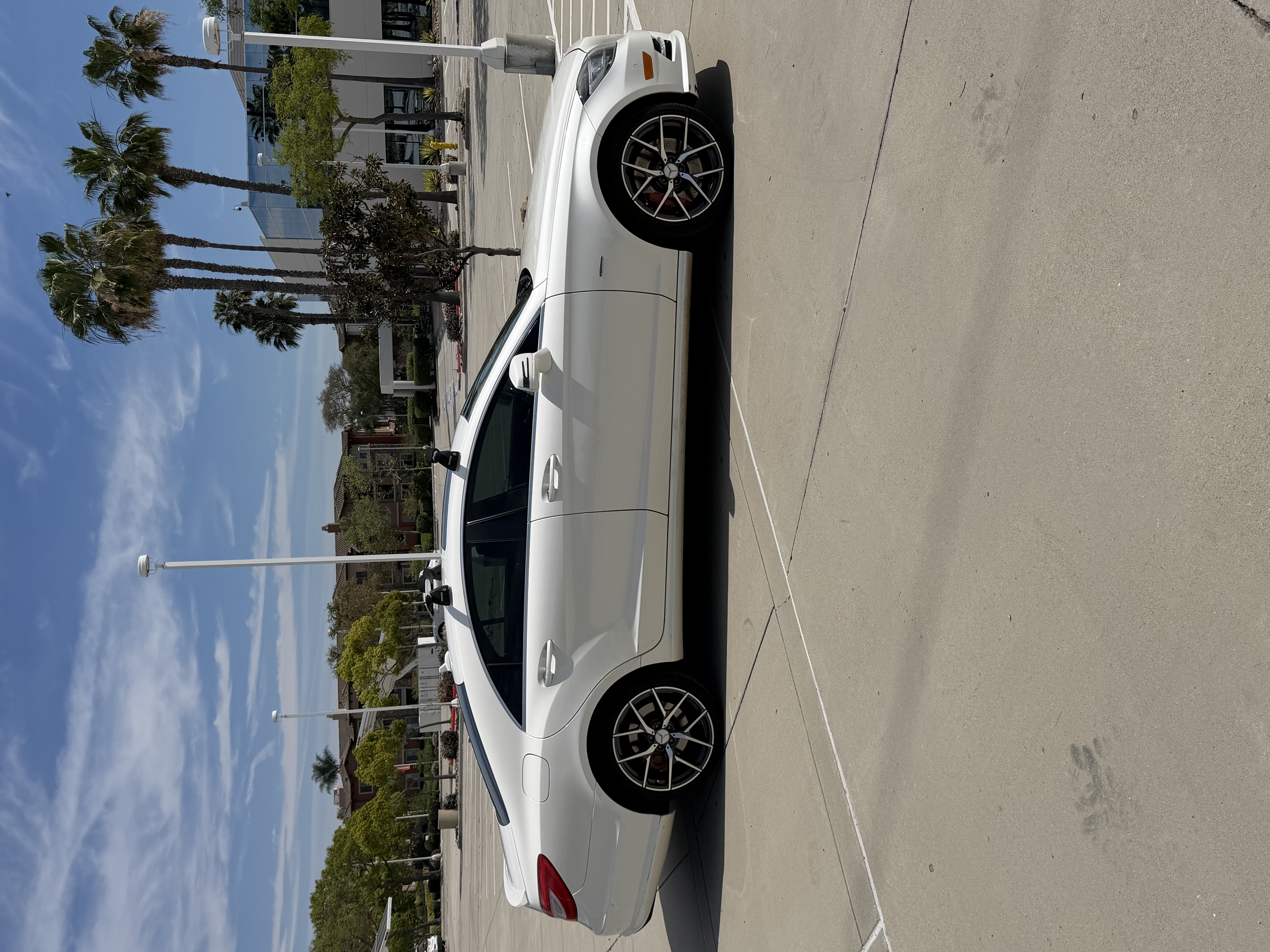Used 2012 Mercedes-Benz CLS 550 image 4