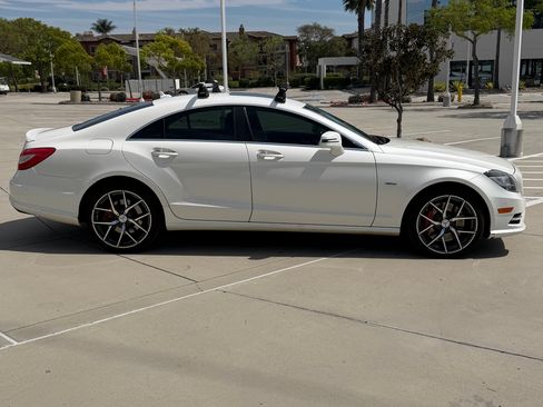 Used 2012 Mercedes-Benz CLS 550 CLS 550 Coupe 4D image 2