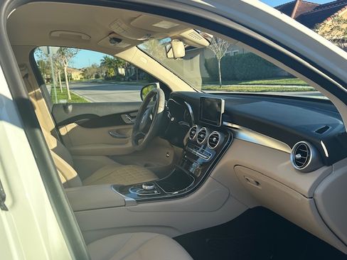 Used 2019 Mercedes-Benz GLC 300 image 5
