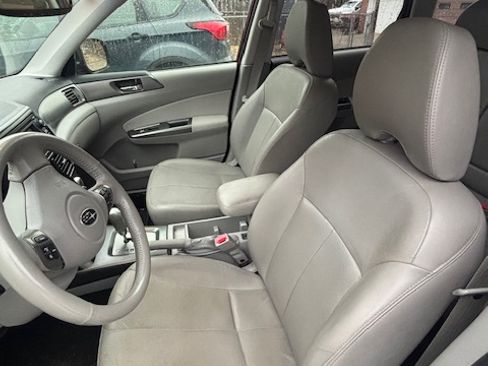 Used 2013 Subaru Forester 2.5X Limited image 8