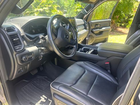 Used 2024 RAM 1500 Limited AWD/4WD image 5