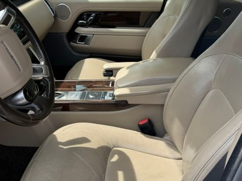 Used 2018 Land Rover Range Rover HSE AWD/4WD image 13