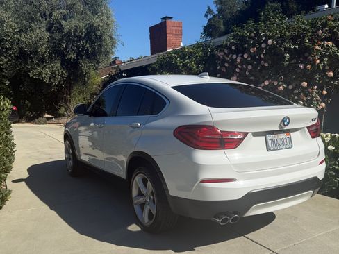 Used 2016 BMW X4 xDrive28i image 4