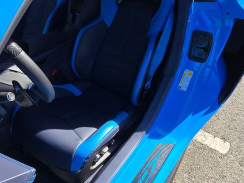 Used 2024 Chevrolet Corvette Z06 w/ Z07 Performance Package image 22