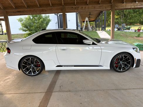 Used 2026 BMW M2 w/ Lighting Package RWD image 4