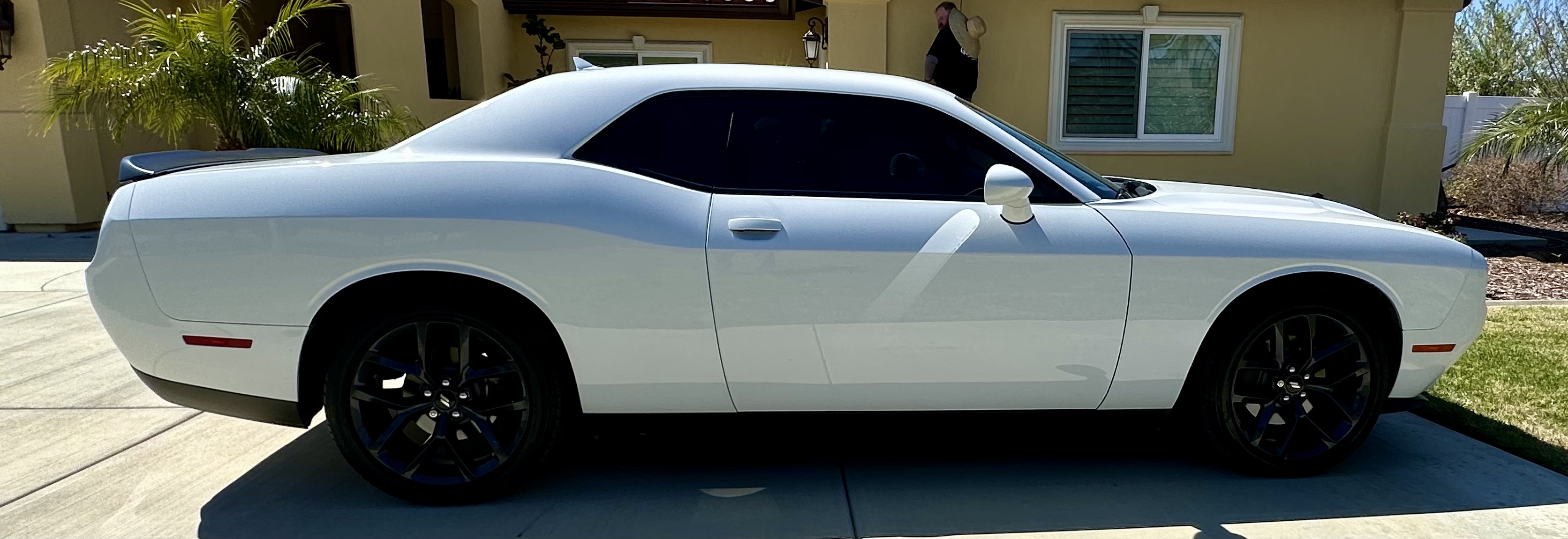 Used 2019 Dodge Challenger SXT w/ Plus Package RWD image 9
