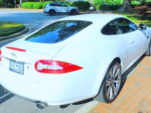 Used 2013 Jaguar XK Coupe RWD image 28