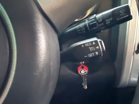 Used 2007 Toyota FJ Cruiser Sport Utility 2D image 23