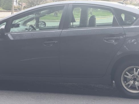 Used 2010 Toyota Prius Two image 8