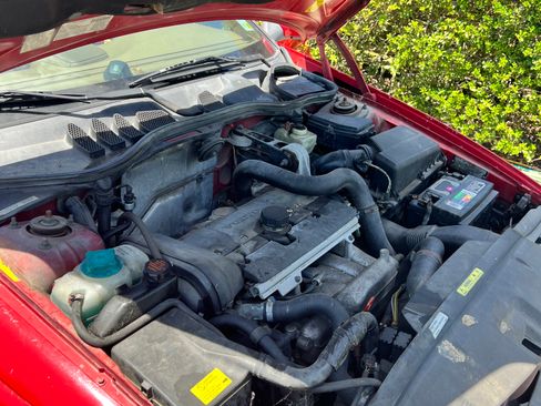Used 2000 Volvo C70 HT FWD image 21